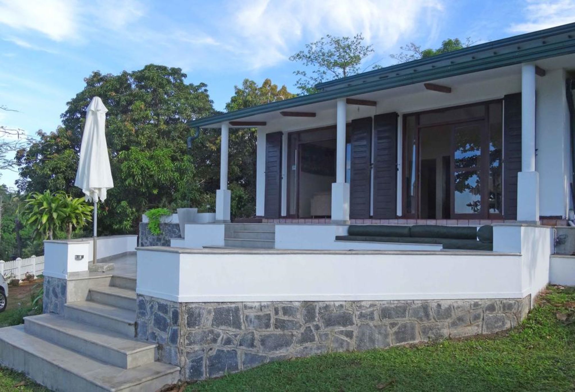 Amandari Holiday Villa Gelioya Esterno foto